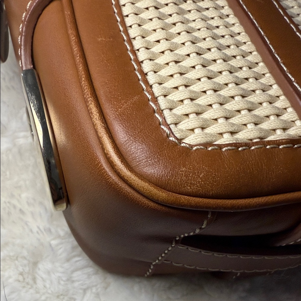 Bally Brown and Cream Woven Shoulder bag - Picture 5 of 15